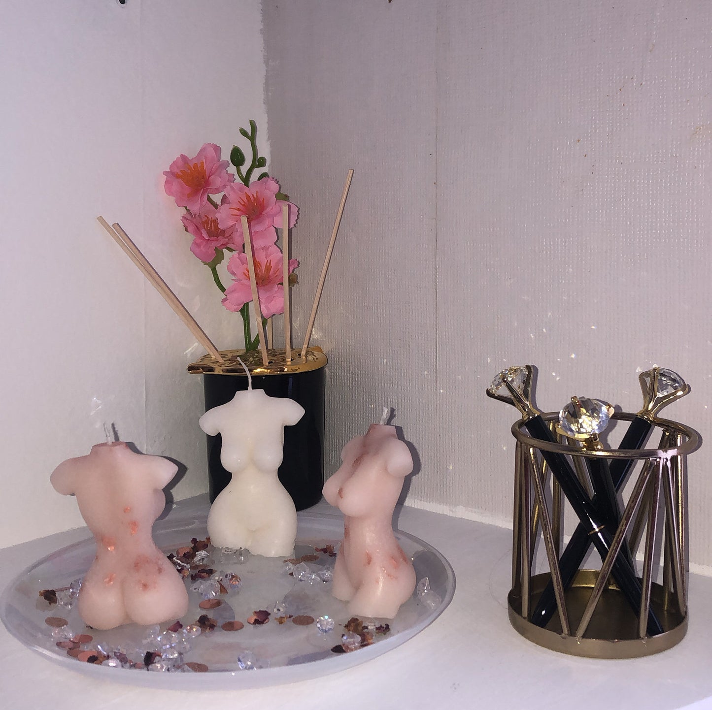 Signature Non Scented Goddess Body Candle